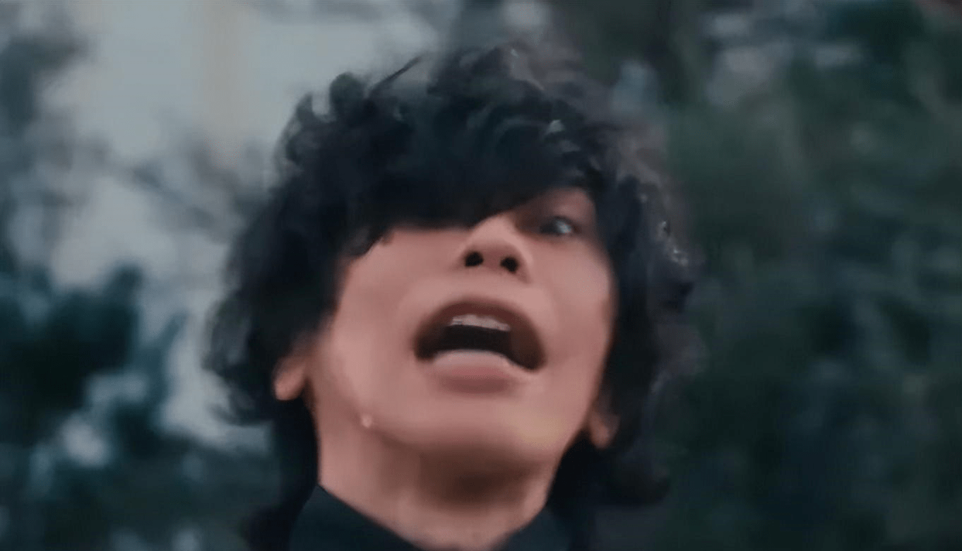 给拉到了一个全新的高度,在这个mv中,你可以看到各种夸张的动作和表情