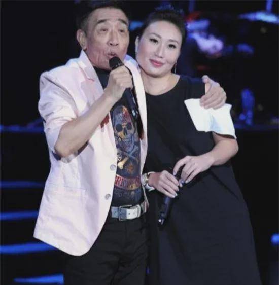 从今天起,你的闺蜜张馨茹就是你的后妈了_客人_身份证_时候