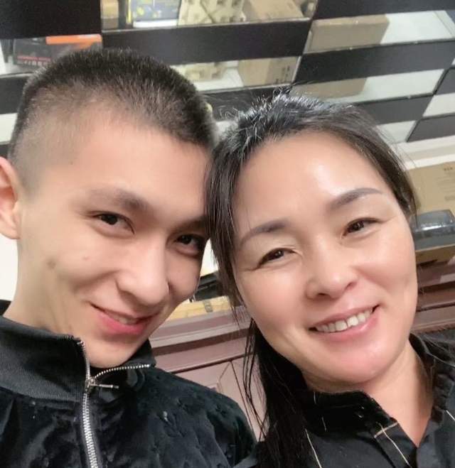 22岁网红"五道口宏楠"触电身亡!