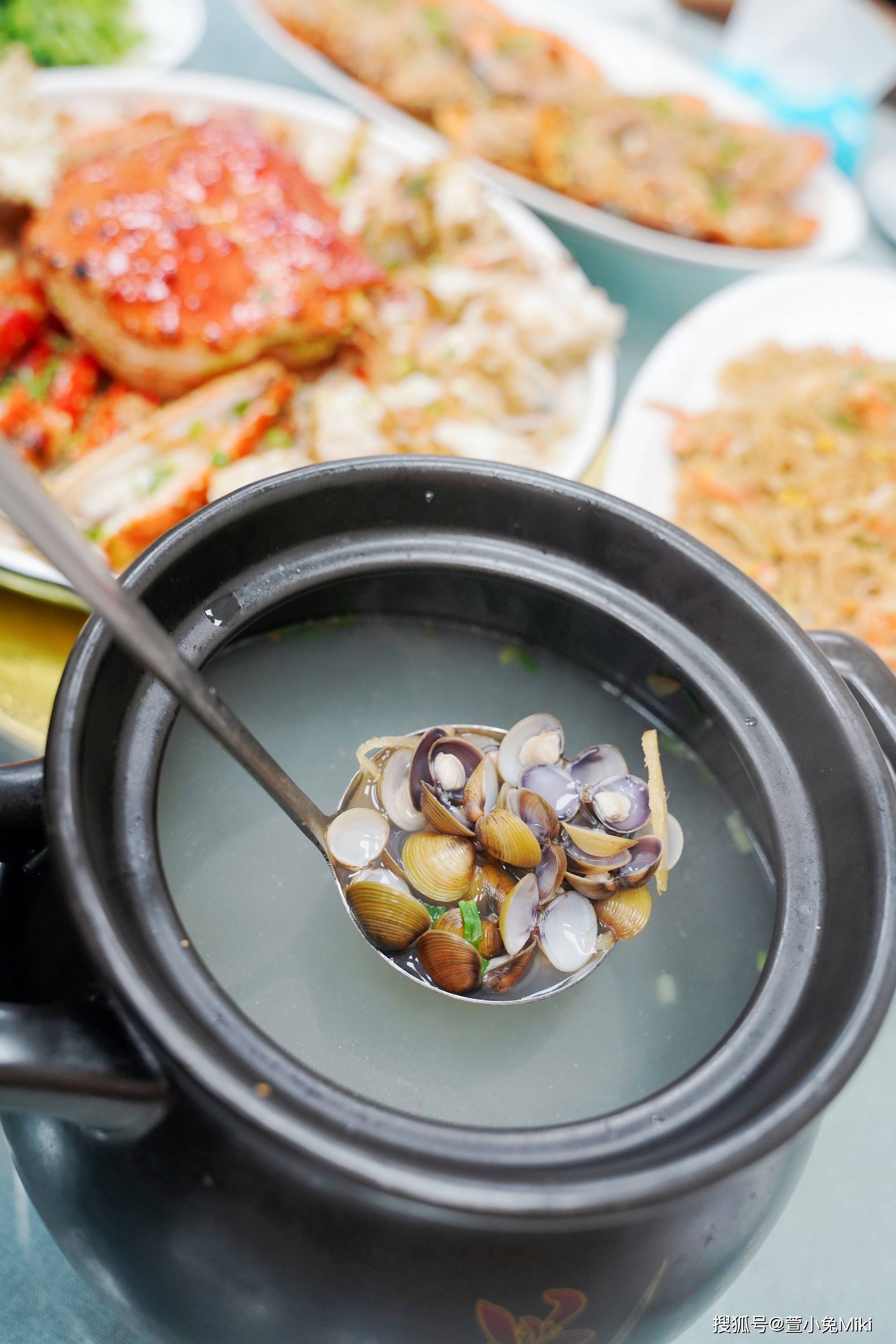 沙螺汤这口热乎的沙螺汤砂锅直接上桌,超适合热乎的喝上一碗,鲜棉无