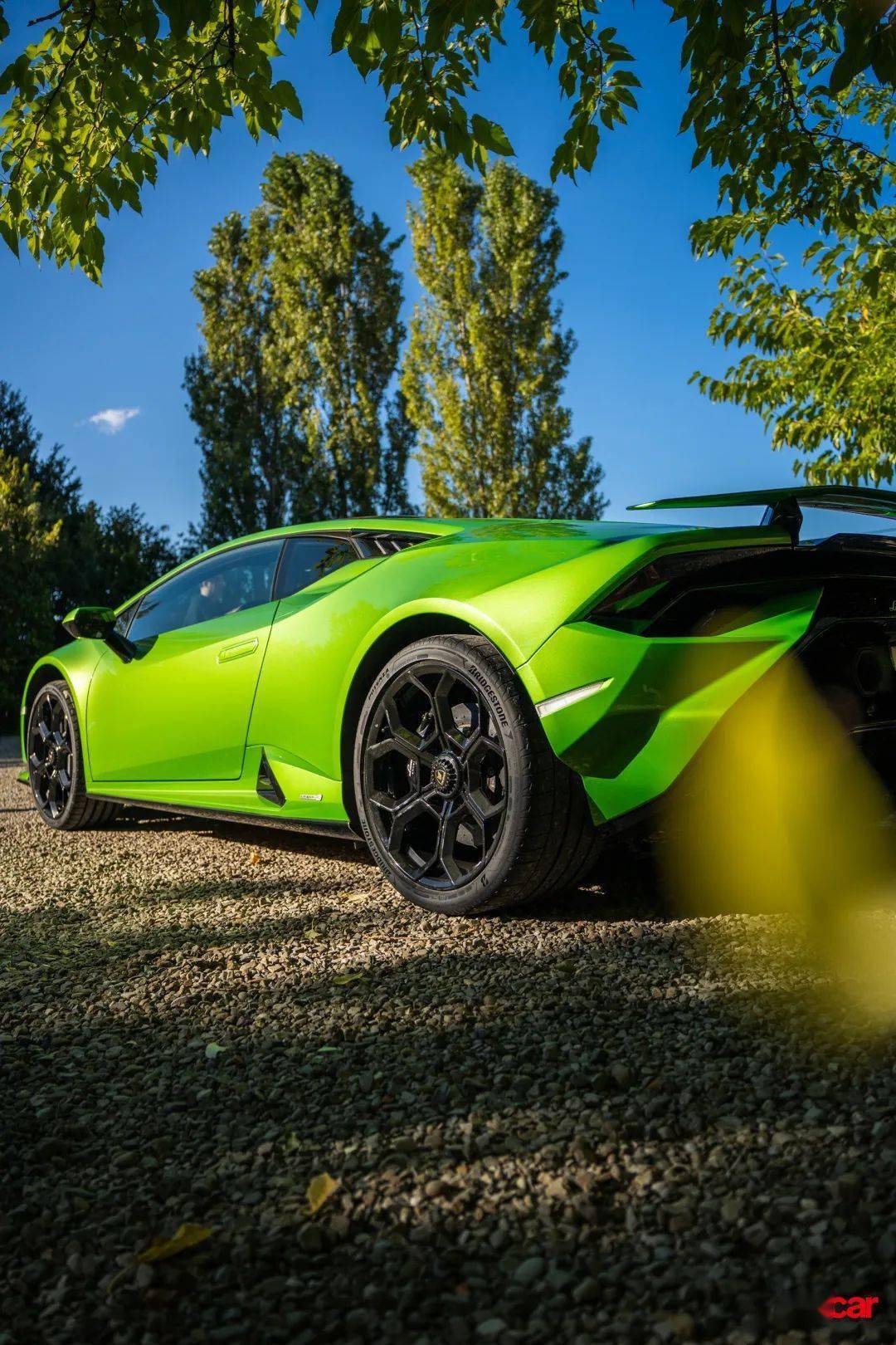 67纯电先搁着,兰博基尼保护环境这件事从蜜蜂说起 | car future