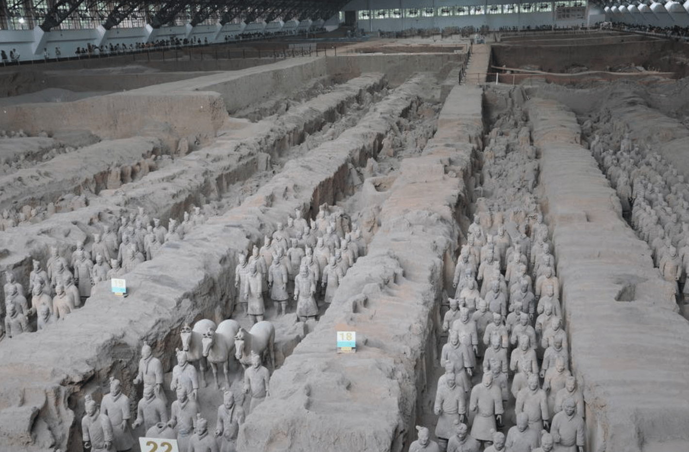 原创
            保存千年的秦始皇陵，近代竟差一点被偷盗，20米盗洞直通主墓室
                
                 
