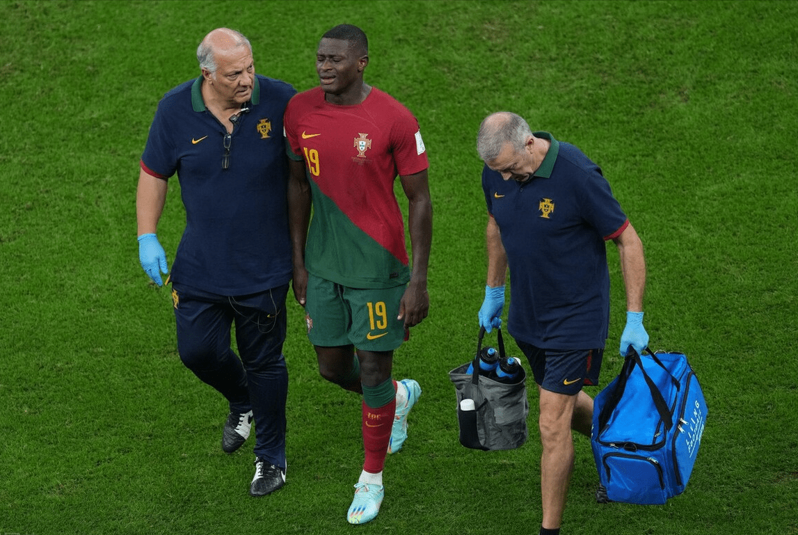 葡萄牙官宣努诺-门德斯,达尼洛-佩雷拉已返回巴黎_世界杯_伤病_球员