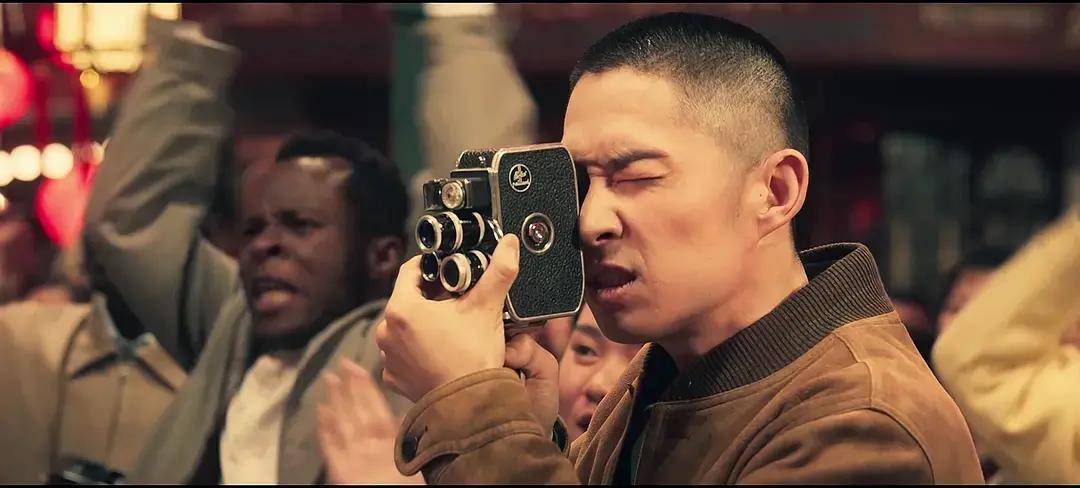 评《叶问4》:褪去动作片的外壳,我更想看这一对"父子的和解"_儿子