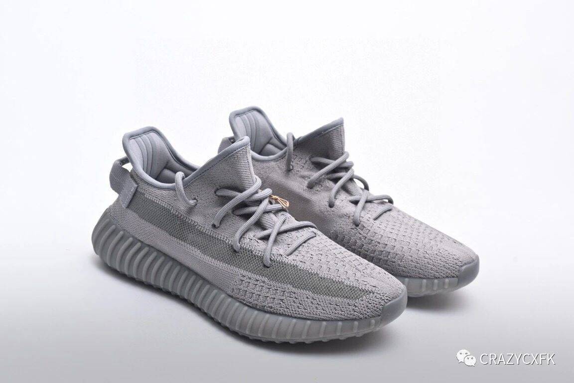 阿迪达斯椰子太空灰 adidas yeezy 350v2 boost space ash 运动鞋