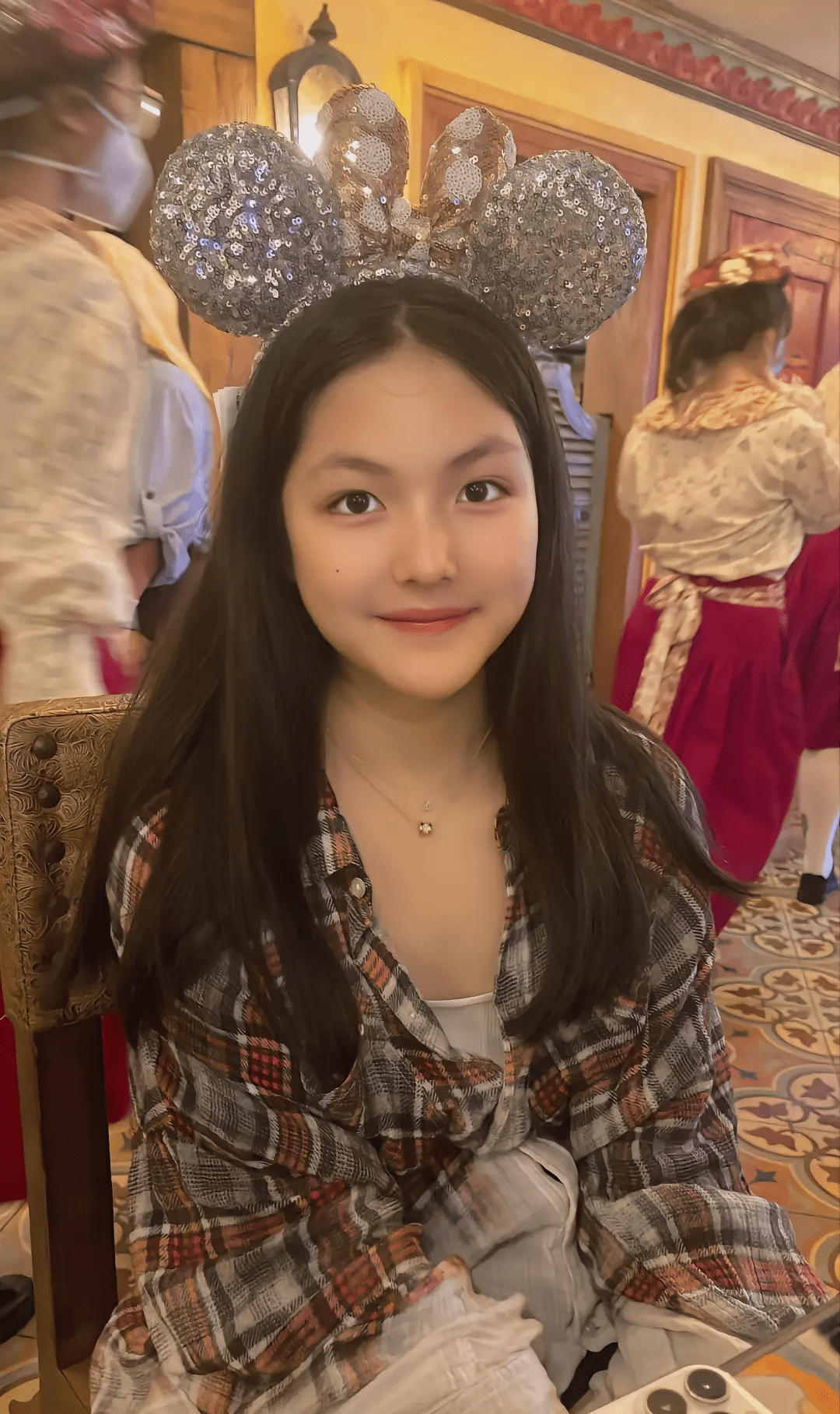 王诗龄去国外大变样!