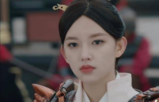 程潇新古装刘海造型让她美成了仙女!_漂亮_新剧_瓜子脸