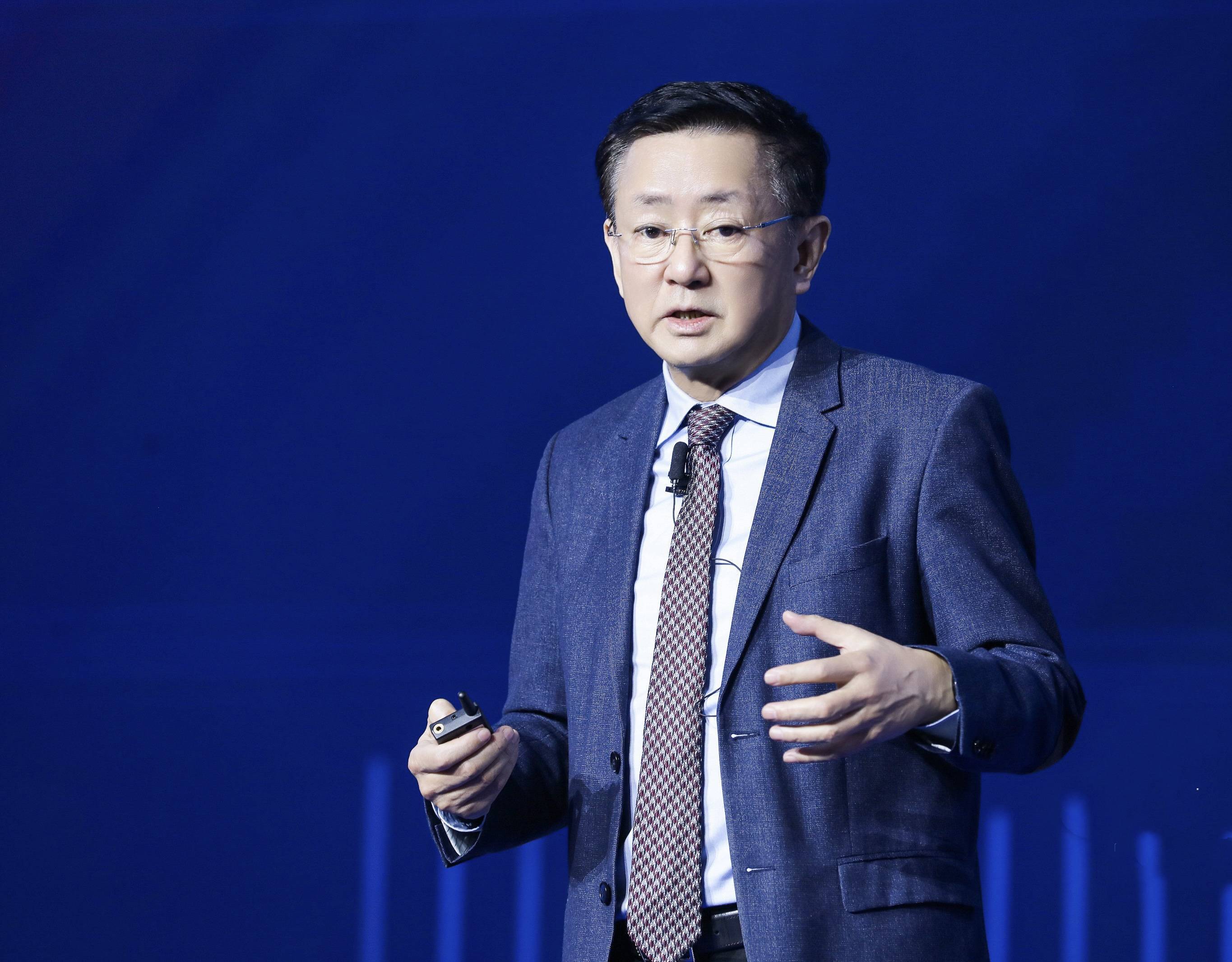 樊纲:数字科技企业也是实体经济的重要组成部分_转型_制造业_湾区