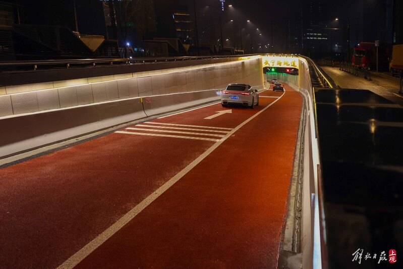 上海武宁路快速化改建工程主线地道通车 相比地面通行可缩短10分钟