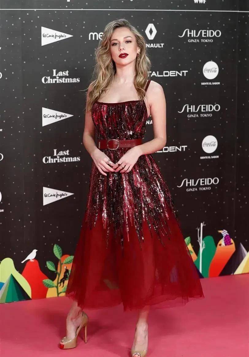 西班牙新生代美女演员ester expósito_马德里_身材_视频