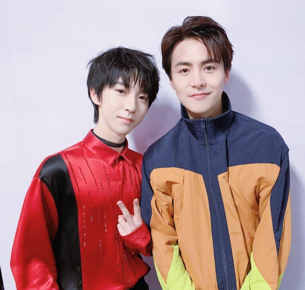 时光区别对待娱乐圈,少年飞速成长,成年容颜冻龄_吴磊_蔡徐坤_胡歌