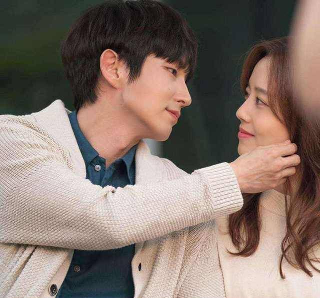 李准基新剧收视走高,曾与朴敏英玩暧昧,正牌女友仅交往4月分手_电视剧