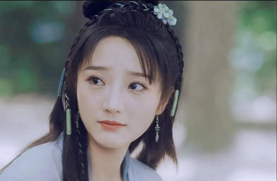 有央视大女主实绩却没知名度_肖燕_小花_官宣