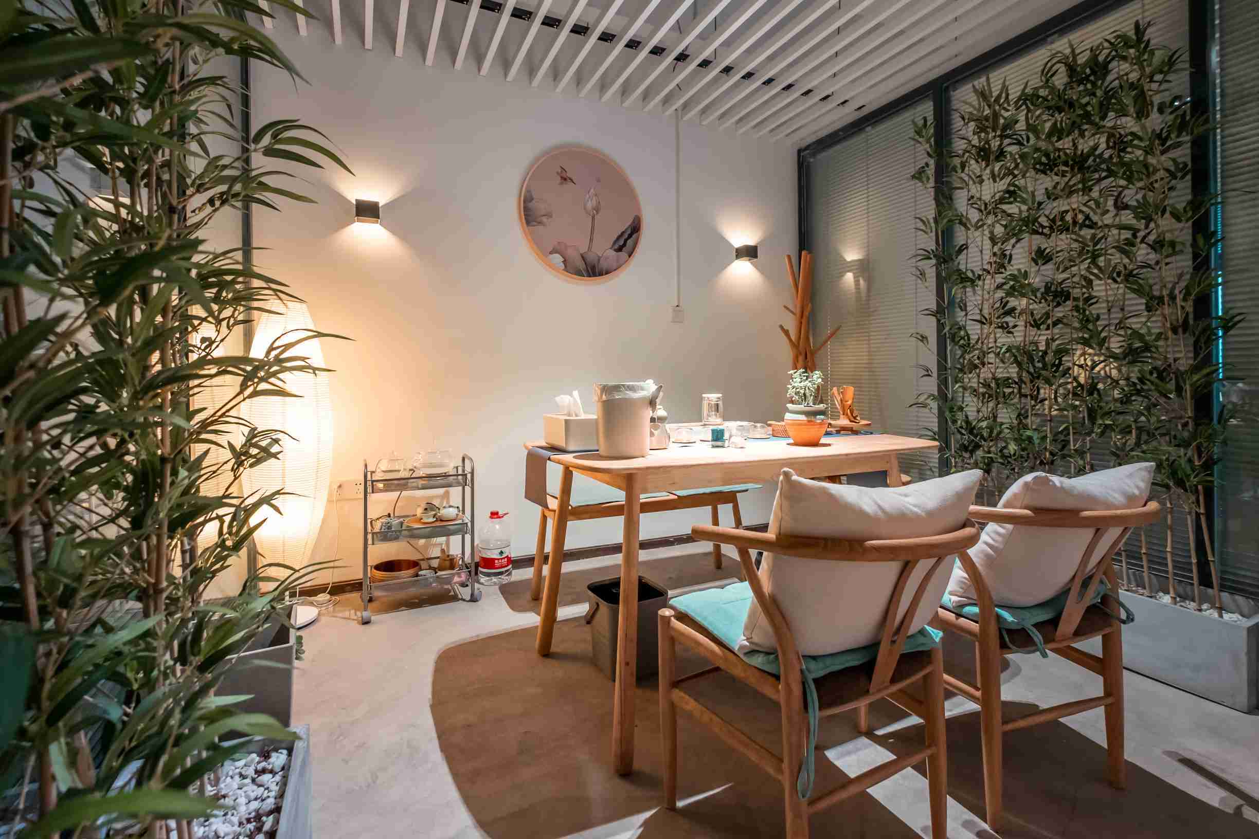 如何冲出突围传统茶室转换共享茶室多元化转变后的转型趋势