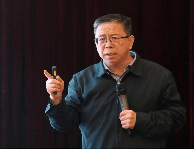 王会金会长参加"新时代审计法治的理论与实践"学术会议并做大会主题