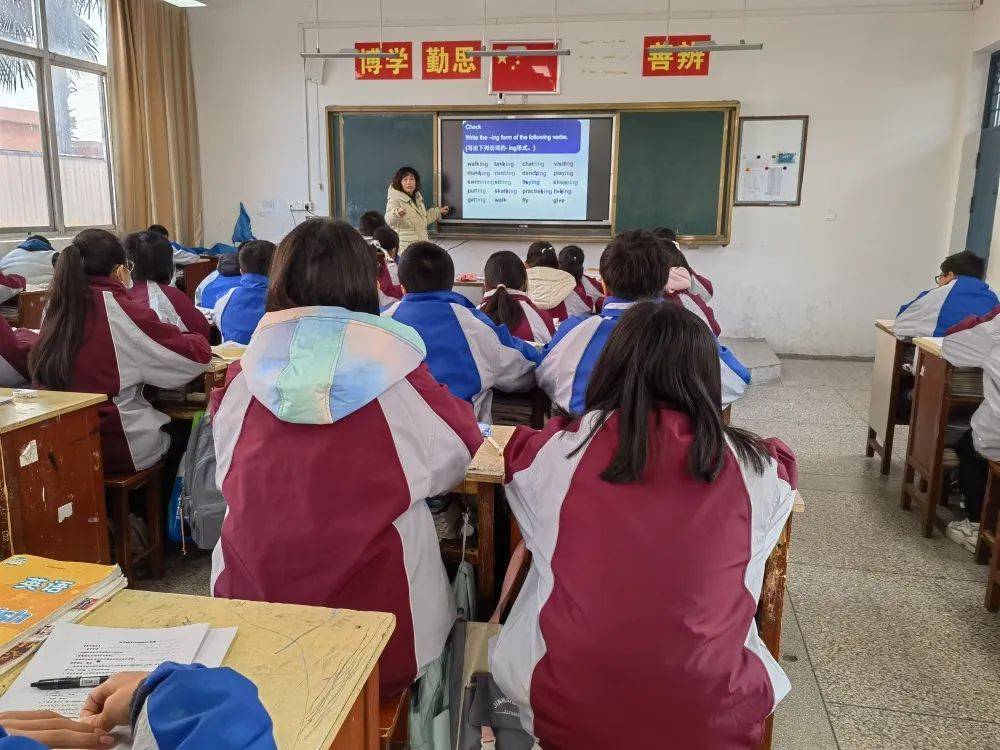 泰州市姜堰区初中城乡一体化教研站视导蒋垛中学_教育_工作_教学质量