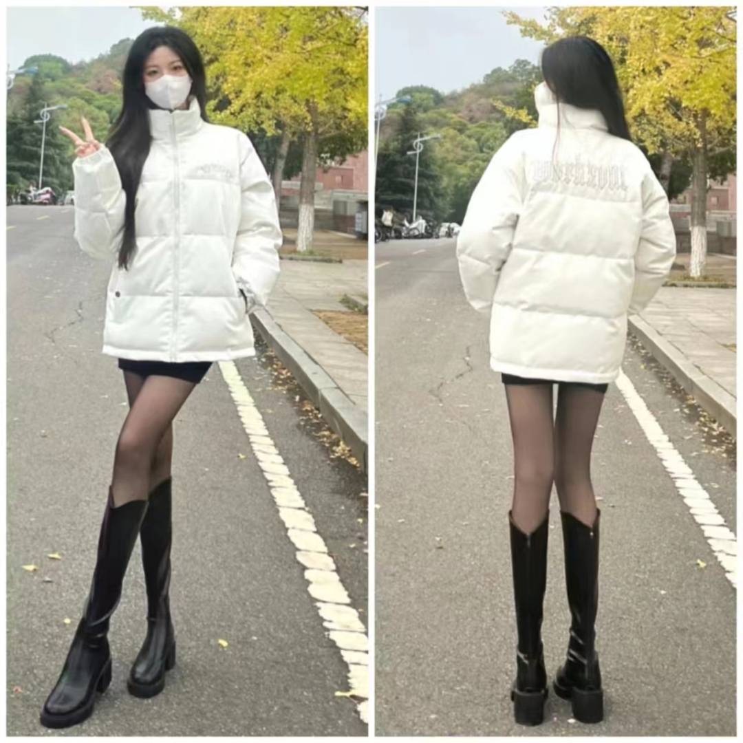 北京姑娘冬天光大腿图片