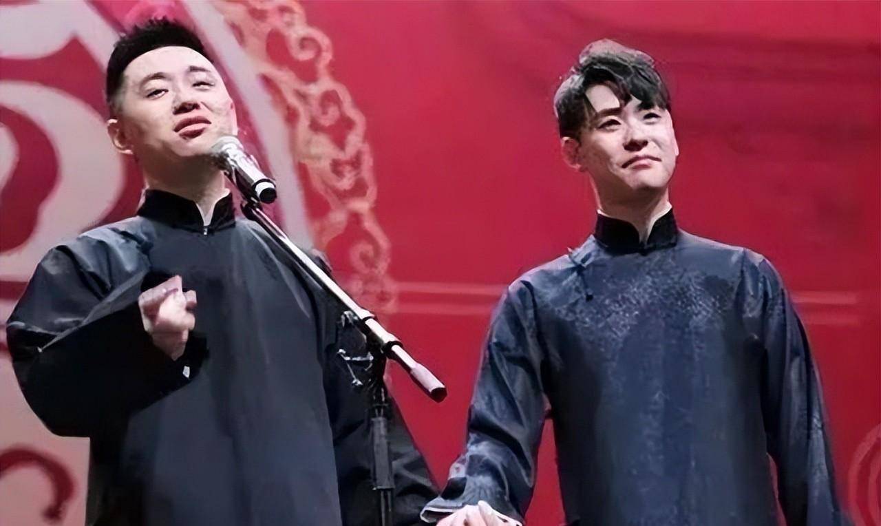 德云社张云雷与大哥互动,却被冯照洋催更,还是大哥懂"柠檬"_朋友_营业
