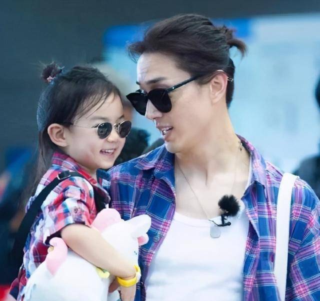 李承铉在《想想办法吧爸爸》中,带娃经验丰富,值得家长学习_lucky