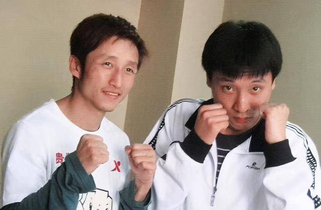 他帅比吴彦祖却天生脑瘫,因受欺负学拳击,挨揍无数终成一代拳王_汪强