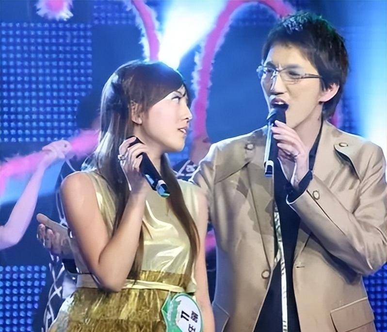 2008年,林志炫的空姐前女友爆料:称林志炫私生活混乱,还劈腿_爸爸