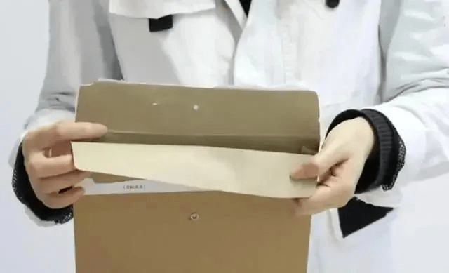 双舌型学校装专业课的信封有可能不一样,主要涉及到两种拆封情况