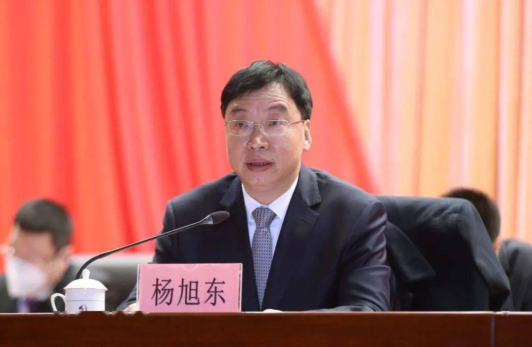 杨旭东要求,面对新形势新任务,全市广大青年要忠心向党,把牢航向,学思