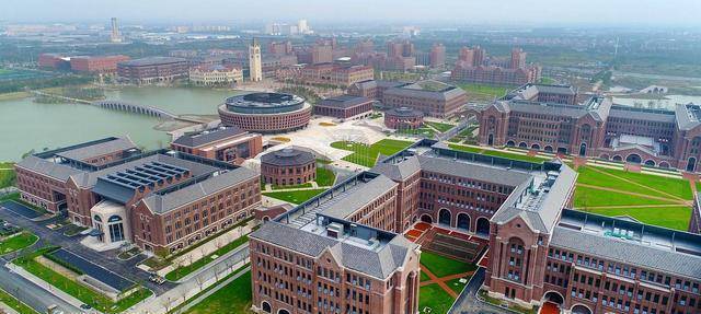 宁波诺丁汉大学,实力浙江省第二,收费全国第二,有报考的价值吗_办学