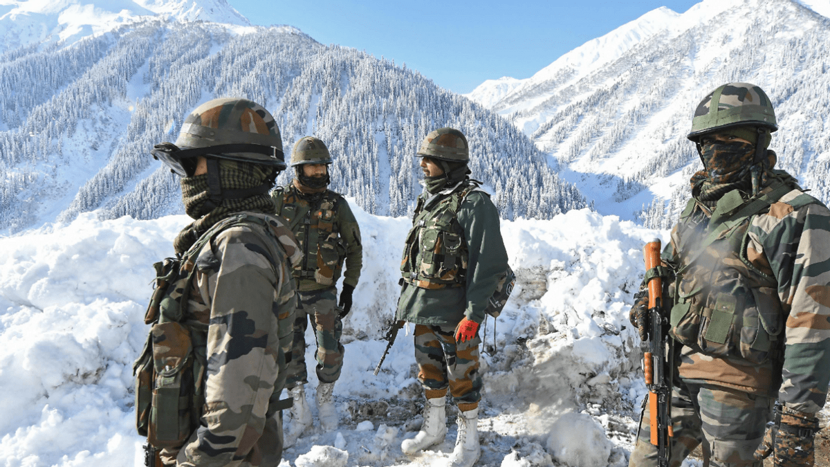 中印边境中国边防部队图片