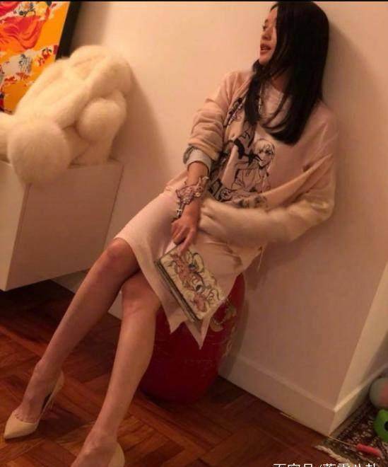 舒淇近照憔悴,担心发胖,一直坚持吃素,一双腿又细又长_女明星_皮肤