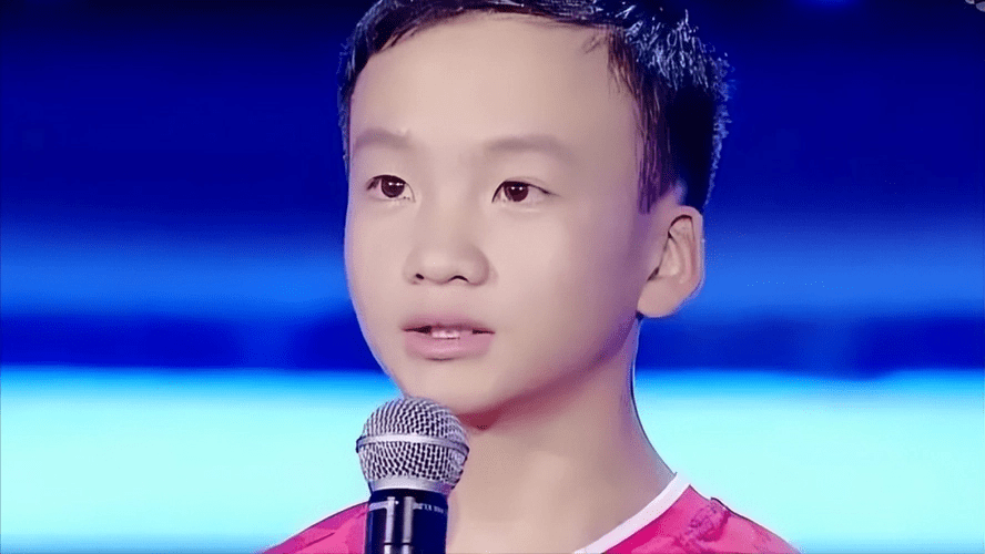 15岁光速少年岑小林:30秒跳绳228次,轻松打败日本冠军选手_赖宣治