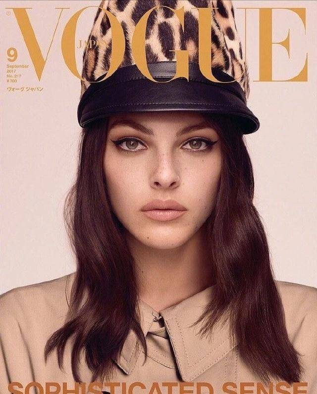 smalls(琼·斯莫斯)doutzenkroes(杜晨·科洛斯)像annaewers(安娜