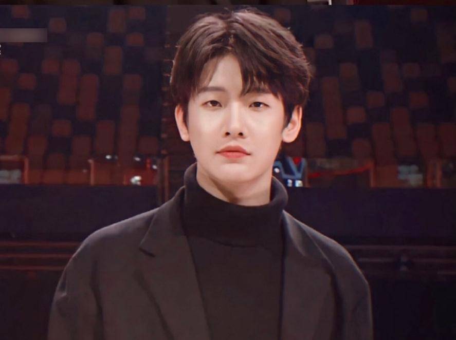 番茄,中国boy超级大猩猩,某幻君,花少北,lexburner的人气都是非常高的