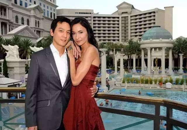 吴彦祖庆祝11周年结婚纪念日,曾因长得帅让前女友没安全感而分手_lisa