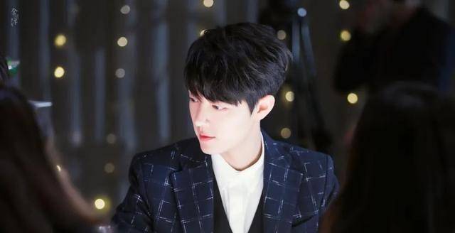 肖战_李沁肖_王一博