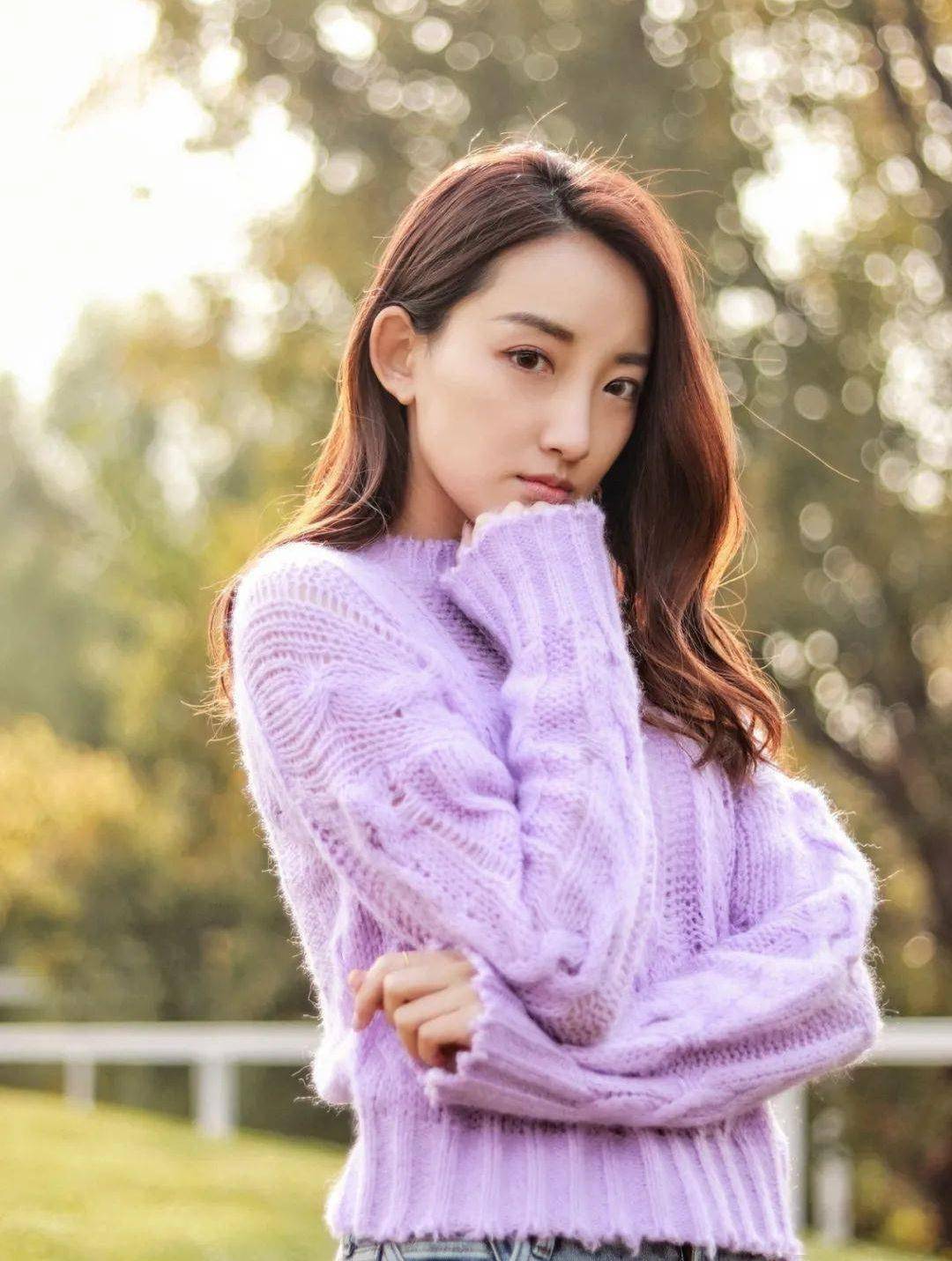 原创凌孜:《装台》里大开大合的"霸王花", 是元气十足的"体验派"_菊花