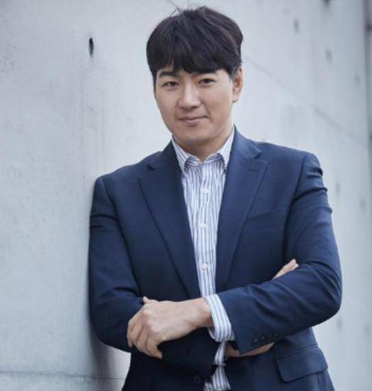 近况曝光,民国稳坐c位超霸气,三兄弟大长腿惹人慕_网友_宋一国_小时候