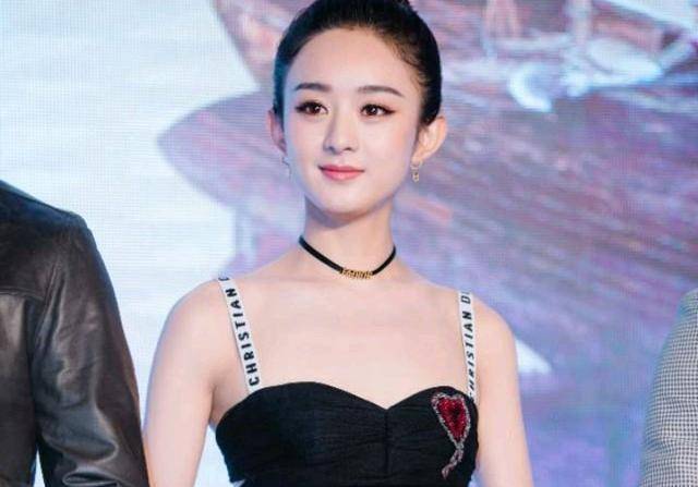 32岁的赵丽颖内衣外穿,搭配刺绣长裙仙气十足_条纹_身材_个子