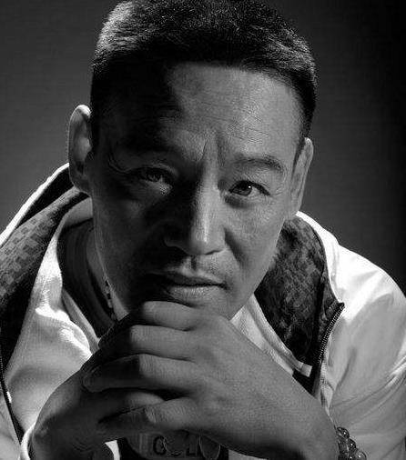 "戴天理"巍子:分手净身出户靠朋友接济生活,晚年依旧孤身一人_艺术