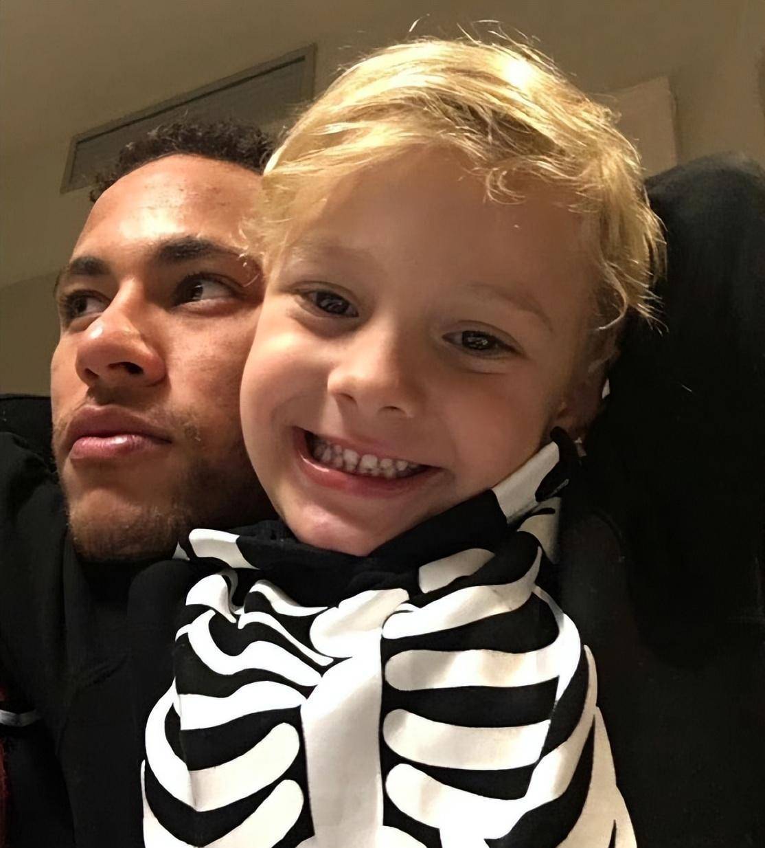 "痞帅天花板"内马尔!19岁当爹,花心滥情,为何这么受欢迎?