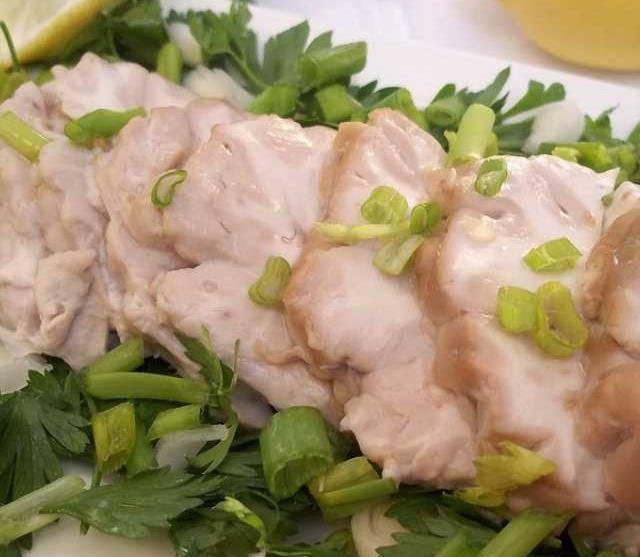 凉拌羊脑做法,味道鲜美,滑嫩又不腥膻_清水_香菜_洋葱