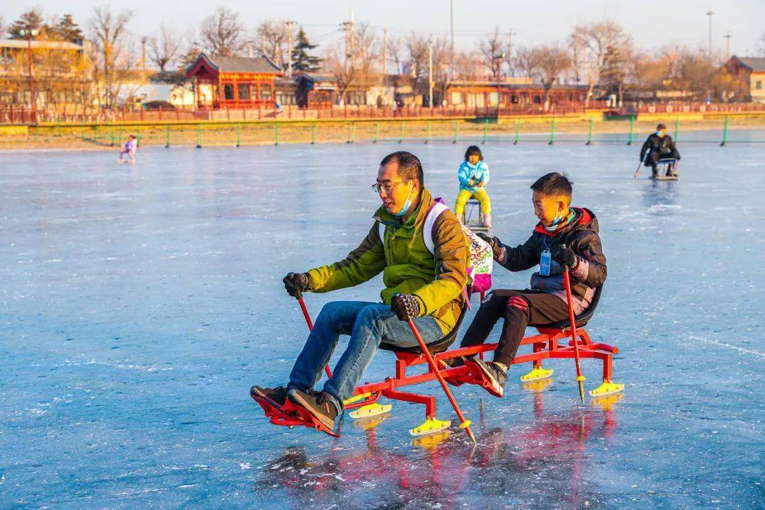 即将可滑冰,北京河湖水面今冬拟开晓月湖等5处冰场,市水务局提醒