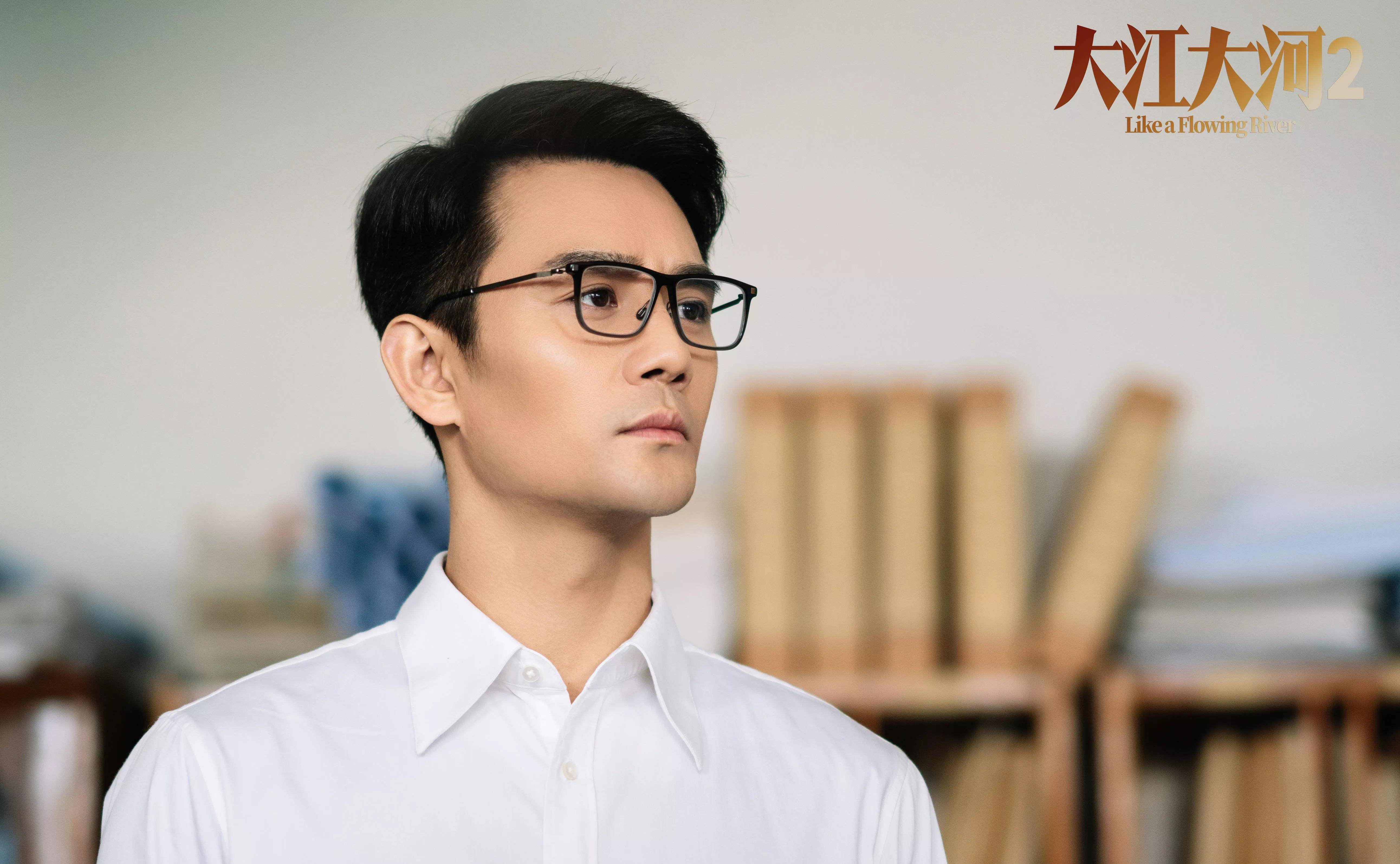 《大江大河2》首播:剧情内敛,王凯收放自如,蓄势待发的爆款剧_宋运辉