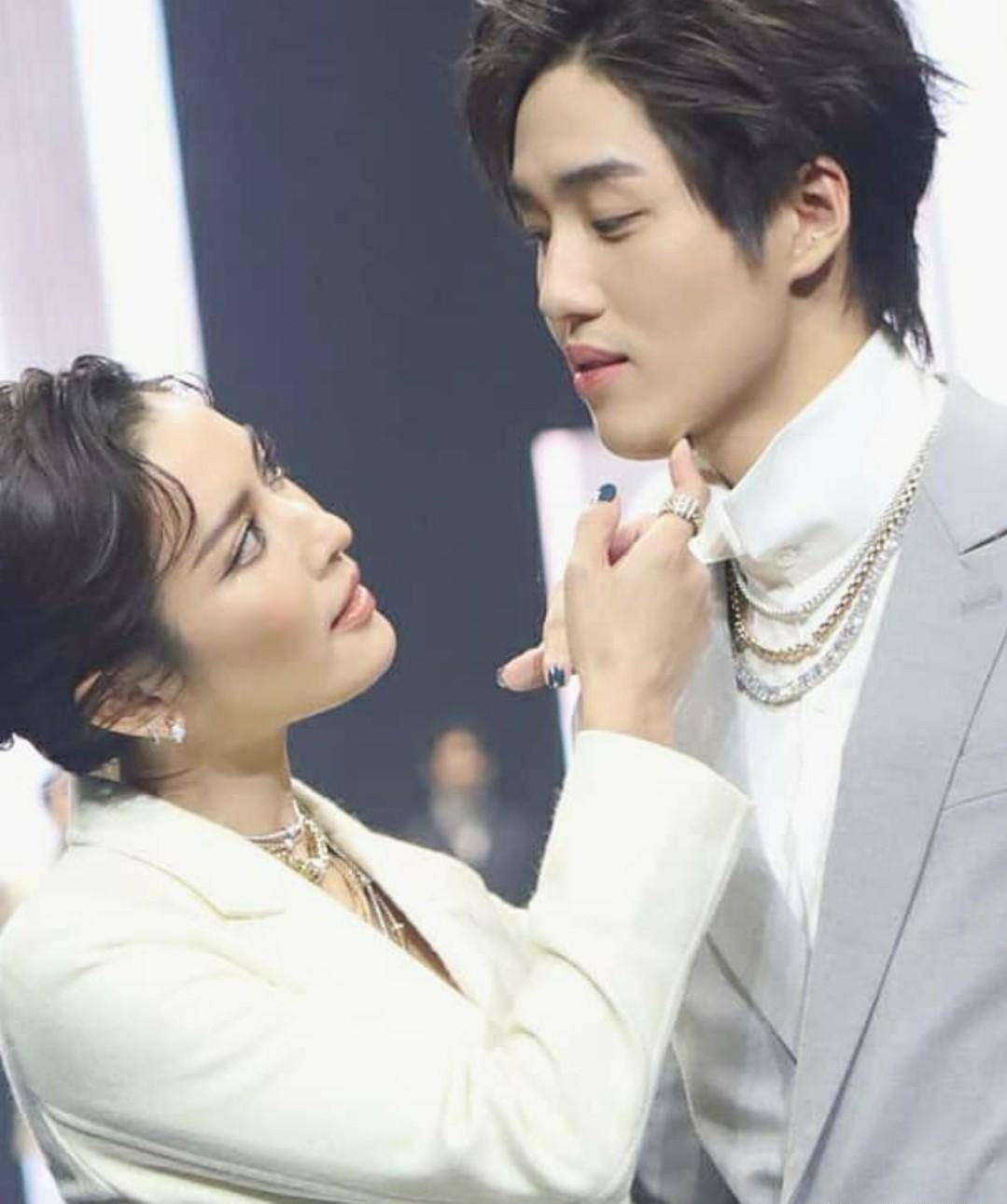 songkarn与matt传婚讯,泰星aff:我对此一无所知_女儿_不知道_父亲节