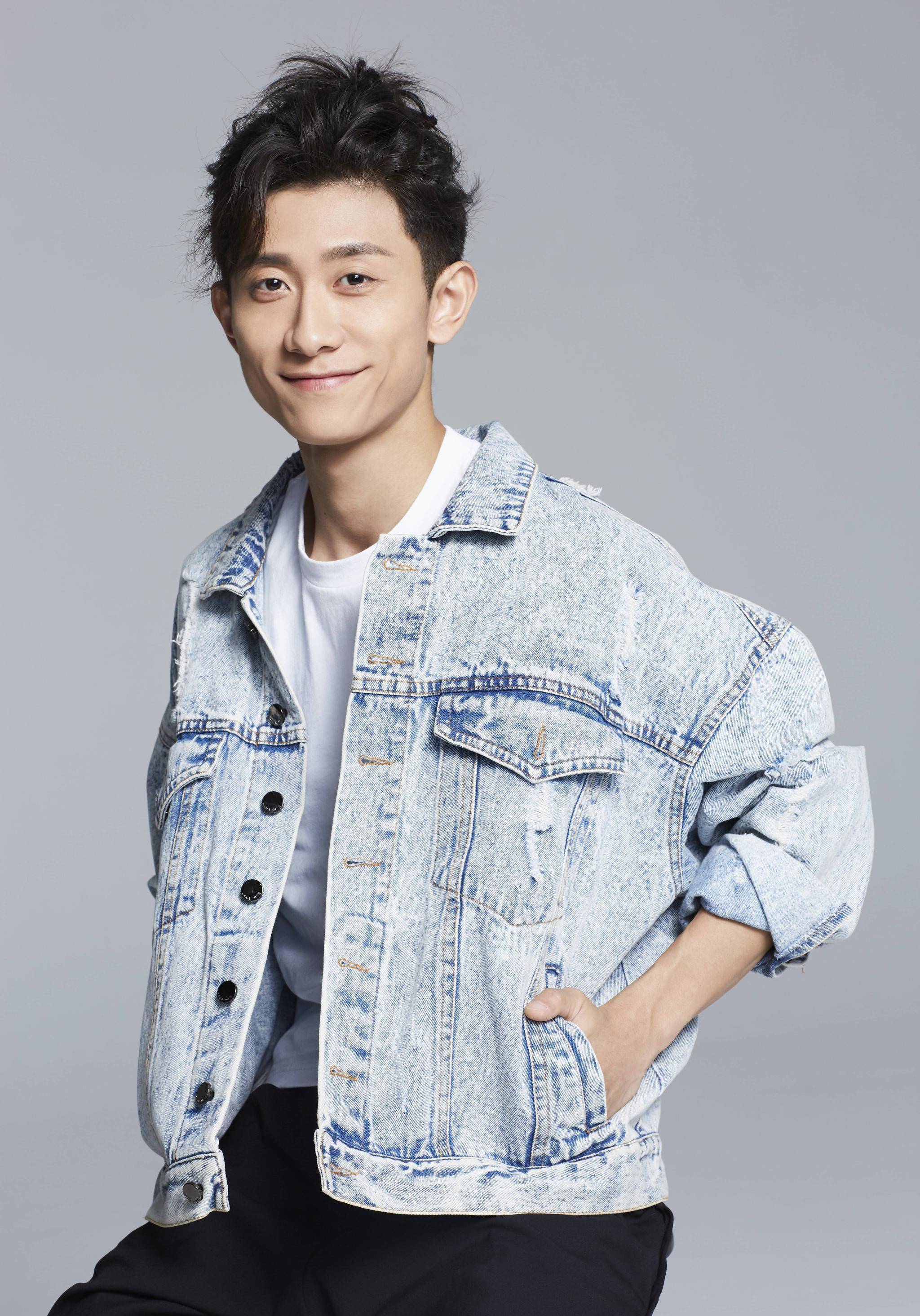 看了张一山在《重耳传奇》中的造型,有点担心他的古装新剧了_韦小宝