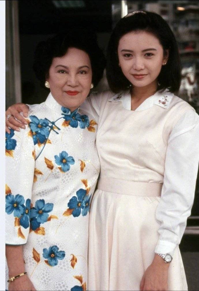 香琴,曾华倩李力持也发文缅怀,回忆与琴姐的生前点滴_萧紫筠_消息