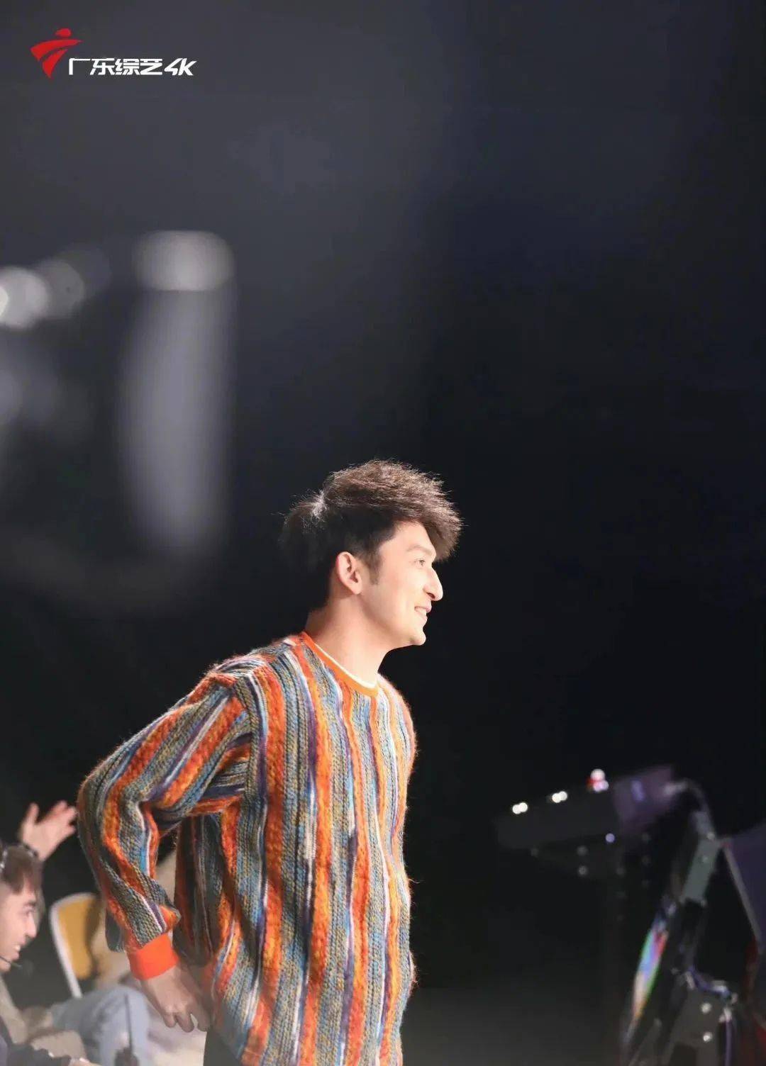 "主持人曾文瀚有话对小记者说!_哥哥_南方_节目