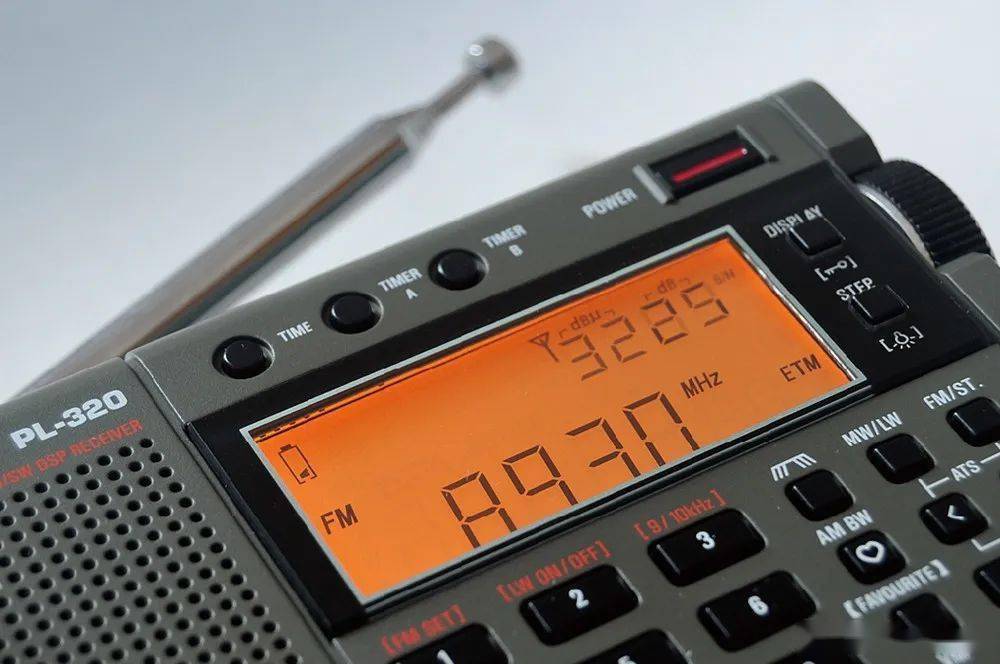 TECSUN PL-320　德生牌收音机 TECSUN/德生PL-320调频FM中波短波长波收音机学生高考考试老人380