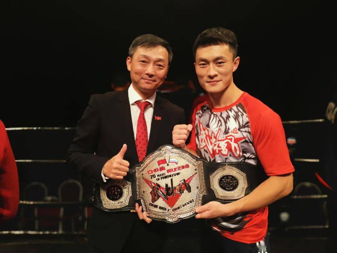 刘响明获得了65公斤级8人赛世界金腰带;2021年获得武林风超级王者赛