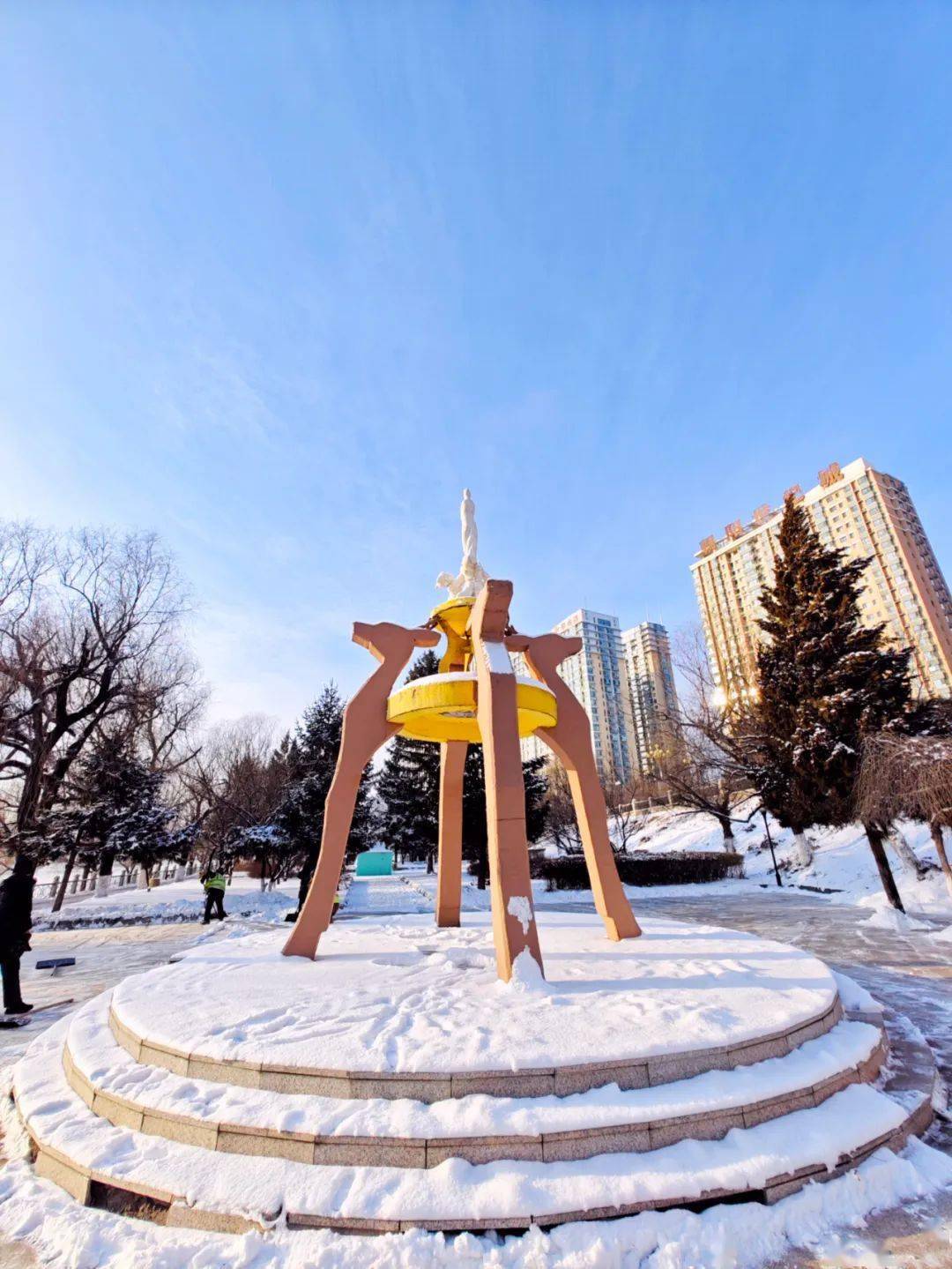 位于吉林市松花江畔的青年园,其始建于1984年,承载着很多吉林人的回忆